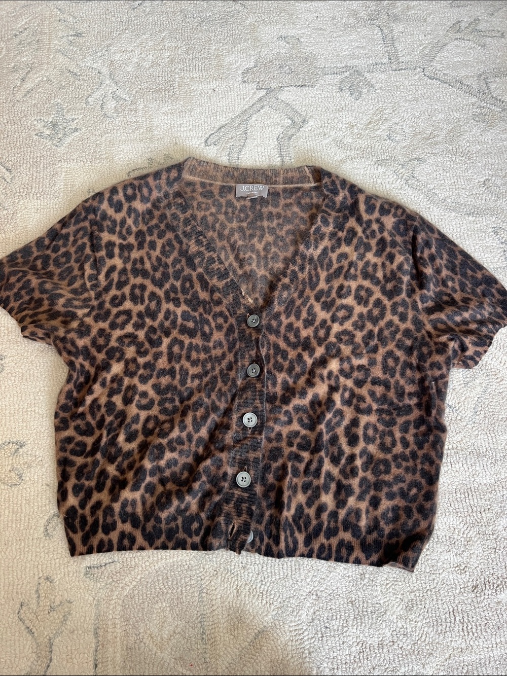 J.Crew Brushed 100% cashmere short-sleeve cardigan in leopard print Size L - Picture 2 of 8